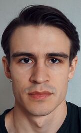 Александр Звездин