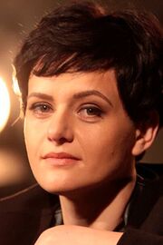 Елена Лисасина