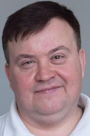 Владимир Максимов