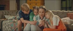 Обои Семейный переполох