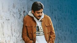 Обои Agnyaathavaasi