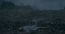 Обои Одержимая