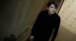 Фото Далеко по соседству