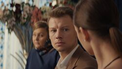 Обои Притворись моим мужем