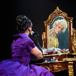 Обои TheatreHD: Таланты и покойники