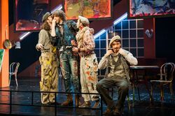 Обои TheatreHD: Таланты и покойники