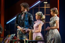 Обои TheatreHD: Таланты и покойники