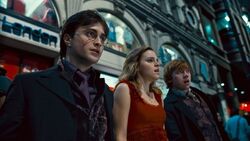 Обои Гарри Поттер и Дары Смерти: Часть I