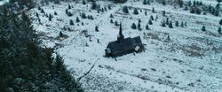 Фото Паранормальное явление: Ближайший родич