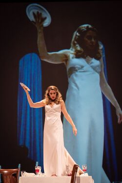 Обои TheatreHD: Венская опера. Саломея