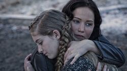 Фото Голодные игры: И вспыхнет пламя