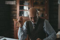 Обои Солдатская мать