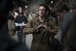 Обои Сквозь снег