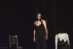 Обои TheatreHD: Добрый человек из Сезуана