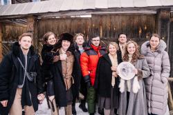 Обои В парке Чаир