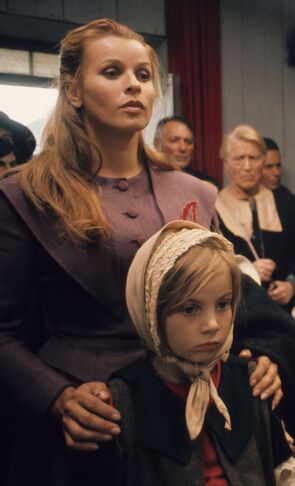 Фото из фильма Алая буква (1973)