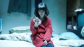 Фото из фильма Алиса в стране искренности (2015)