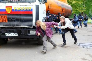 Фото из сериала Бежать (2011)