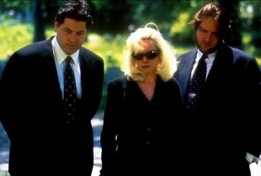 Фото из фильма Чужие похороны (1996)