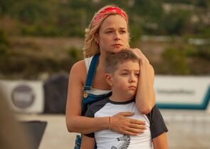Фото из сериала Дельфин 1 сезон (2020)