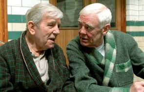 Фото из сериала Дэлзил и Пэскоу (1996)