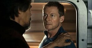 Фото из сериала День, когда Земля замерзла (2011)