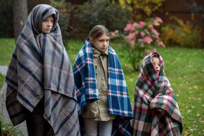 Фото из фильма Держи меня за руку (2018)