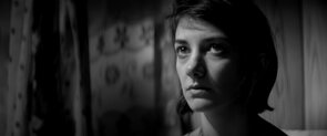Фото из фильма Девушка возвращается одна ночью домой (2014)