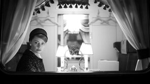 Фото из фильма Девушка с коробкой (2013)