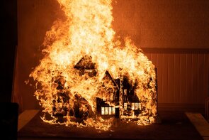 Фото из фильма Дитя тьмы: Первая жертва (2022)