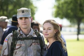 Фото из сериала Долгая дорога домой (2017)