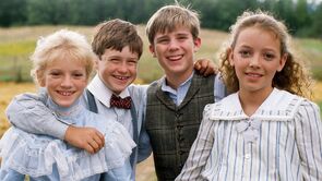 Фото из сериала Дорога в Эйвонли (1990)