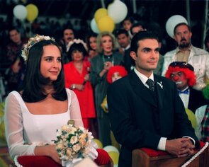 Фото из сериала Драгоценная (1998)