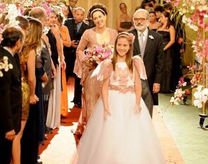 Фото из сериала Фаворитка (2008)