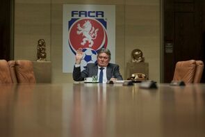 Фото из фильма Футболист на всю голову (2022)