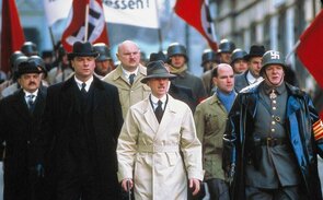 Фото из сериала Гитлер: Восхождение дьявола (2003)