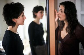 Фото из фильма Головой о стену (2004)