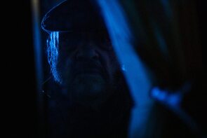 Фото из фильма Город теней (2020)