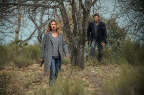 Фото из сериала Исчезновение на берегу озера (2018)