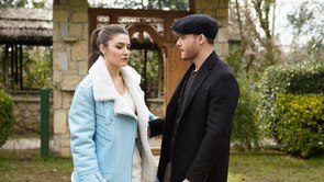 Фото из сериала Постучись в мою дверь (2020)