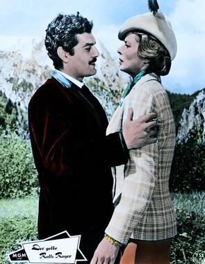 Фото из фильма Желтый роллс-ройс (1964)