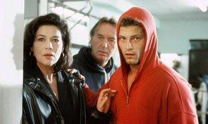 Фото из сериала Женщина-комиссар (1994)