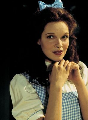 Фото из сериала Жизнь с Джуди Гарлэнд (2001)