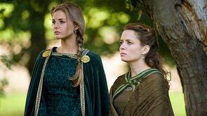Фото из сериала Камелот (2011)