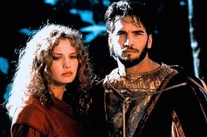 Фото из сериала Кольцо дракона (1994)