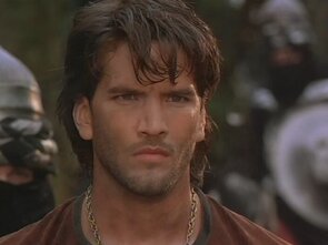 Фото из сериала Кольцо дракона (1994)