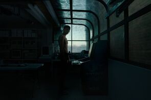 Фото из сериала Кто-то (2022)