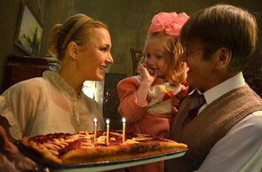 Фото из сериала Мать-и-мачеха (2013)