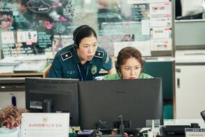 Фото из фильма Мисс и миссис Коп (2019)