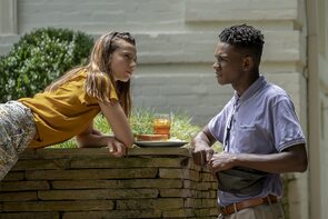 Фото из сериала Молодые охотницы за головами (2020)
